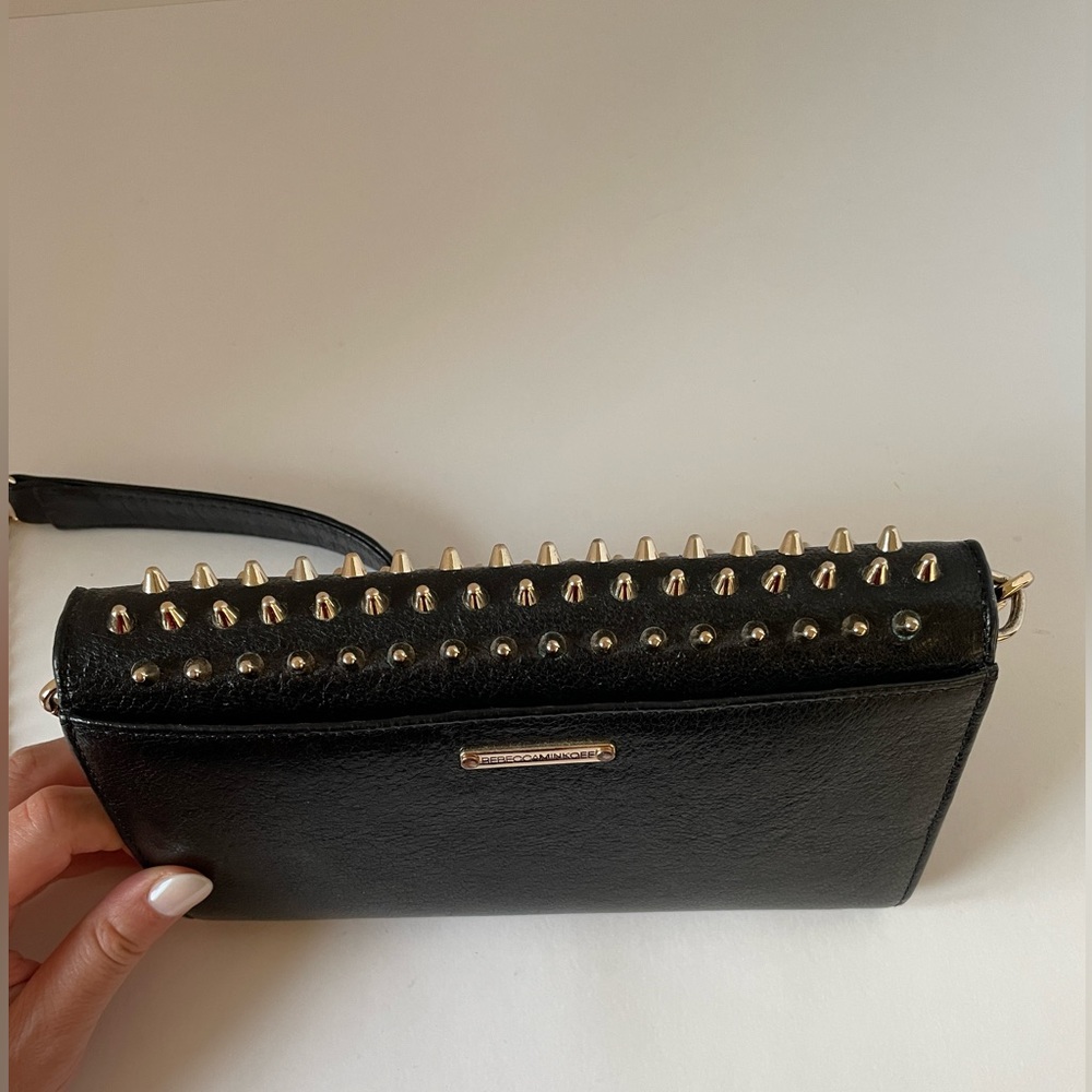 Rebecca Minkoff crossbody wallet on chain - Picture 3 of 8